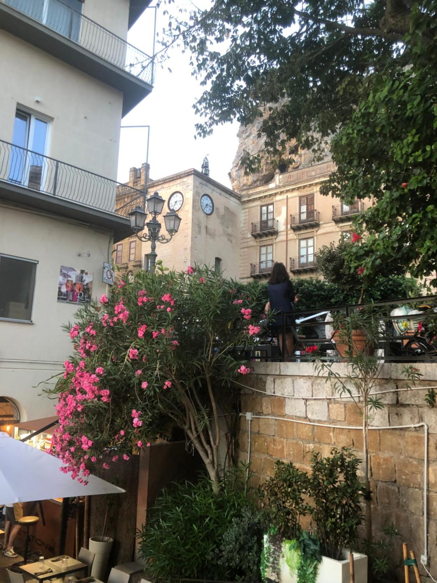 Villa Di Giorgi Apartments Center Cefalu Exterior photo