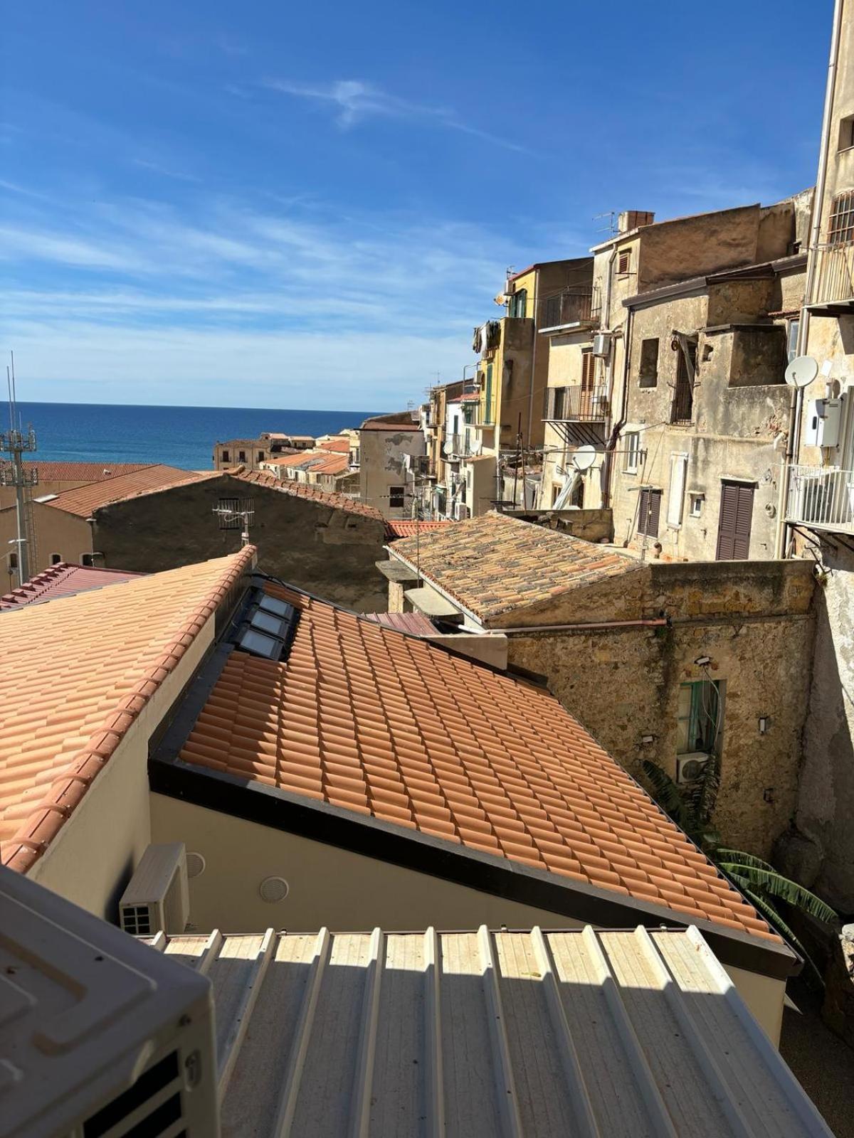 Villa Di Giorgi Apartments Center Cefalu Exterior photo