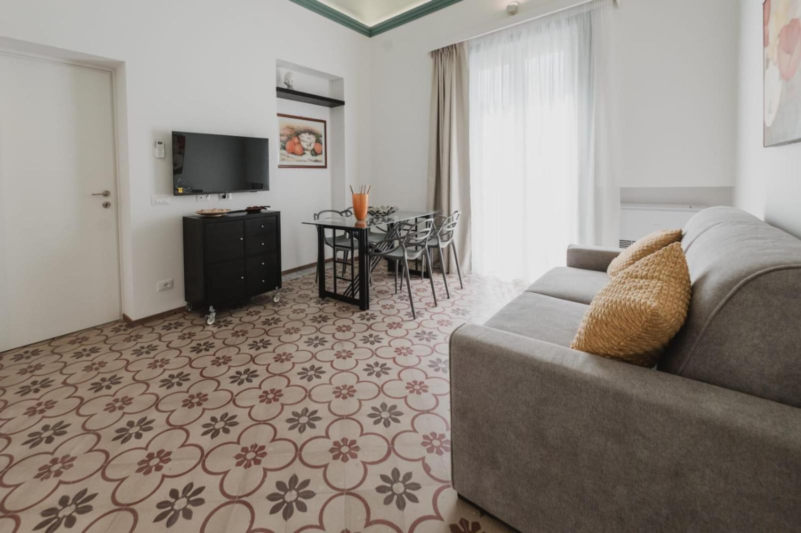 Villa Di Giorgi Apartments Center Cefalu Exterior photo
