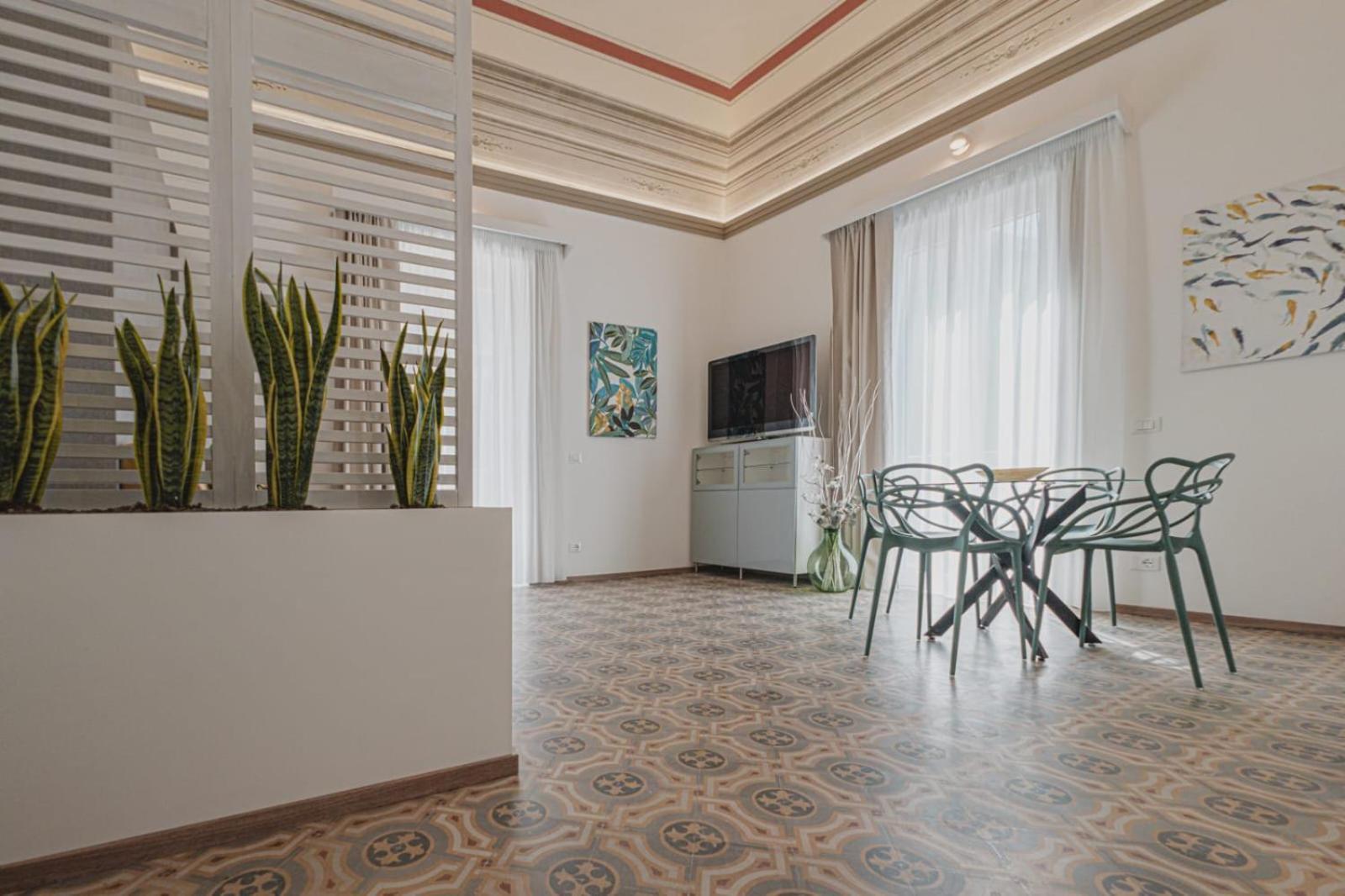 Villa Di Giorgi Apartments Center Cefalu Exterior photo